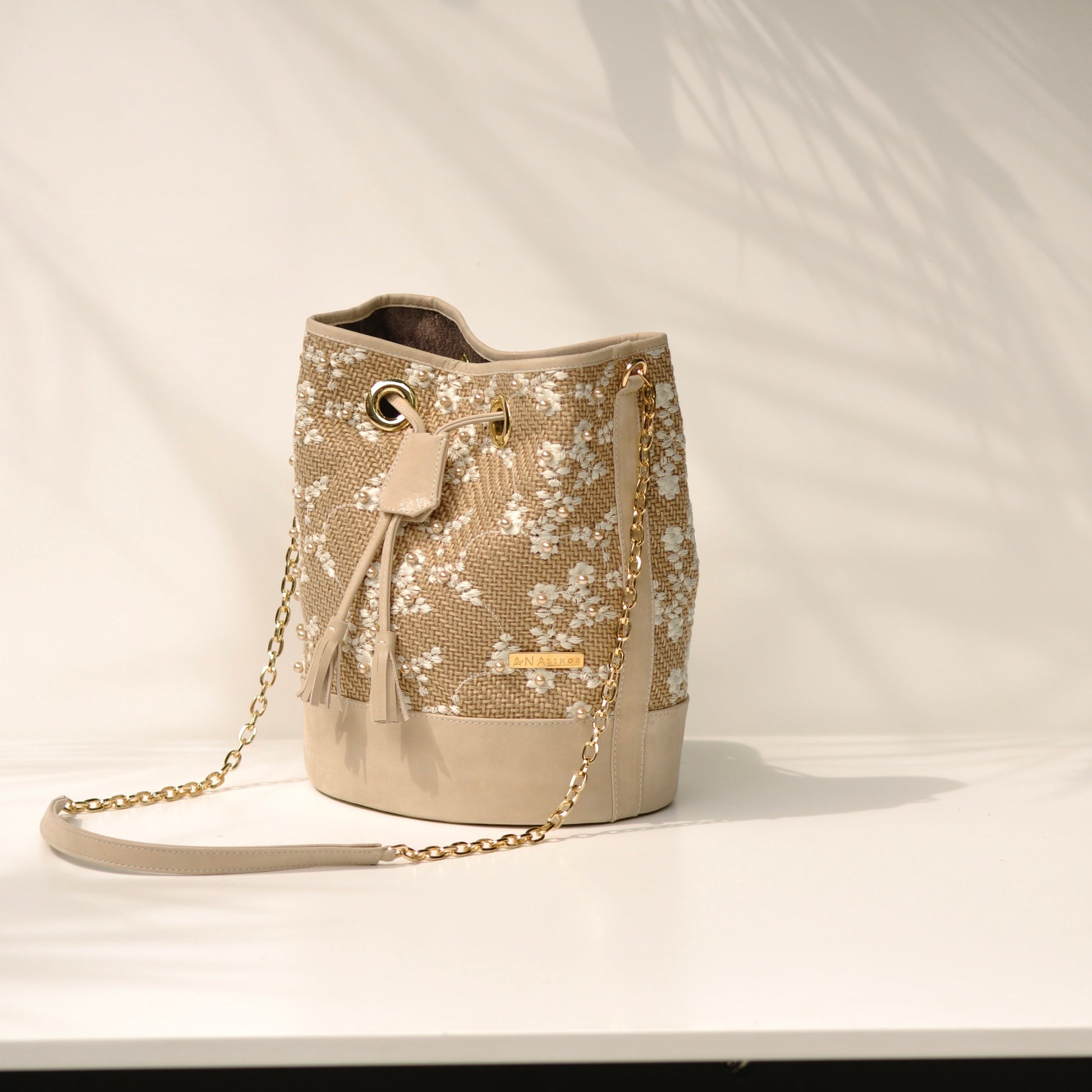 Bolso Beyond the Reefs Bucket Flowers - Ana Lince Accesorios - Accesorios para Mujer - Atemporales & Sostenibles